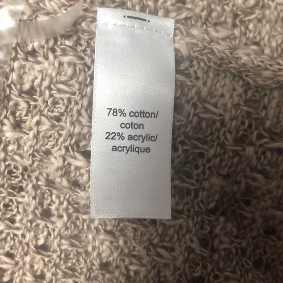 Maurice’s Sweater - Picture 4 of 4